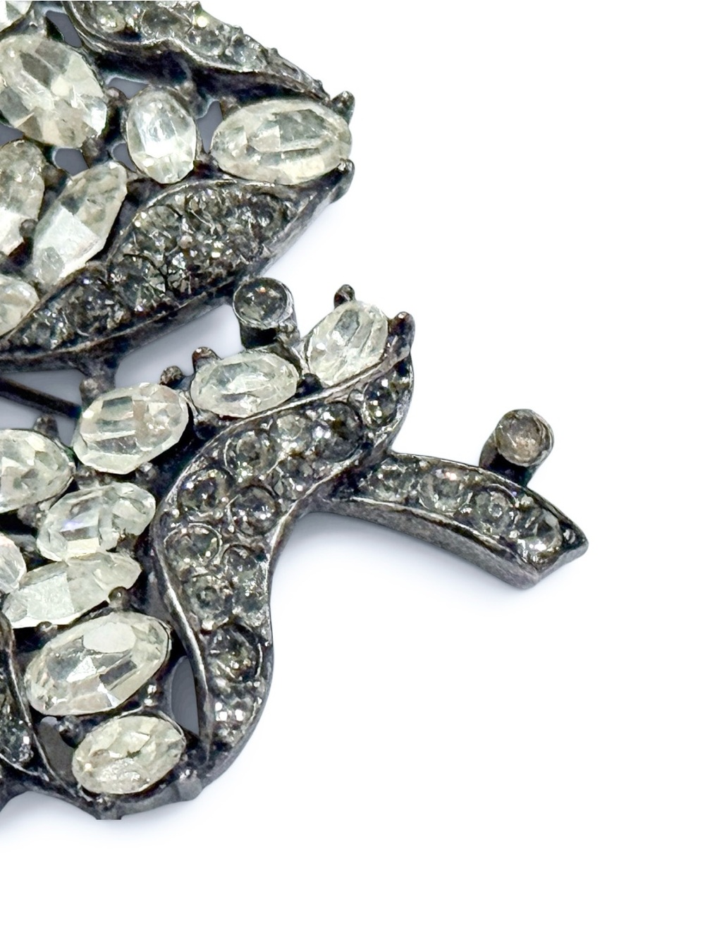 Rare Crown Trifari Couture Flower Brooch, Clear Rhinestones & Smoke Crystal Pavé - Picture 6 of 13